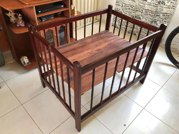 CUNA PARA BEBES EN MADERA