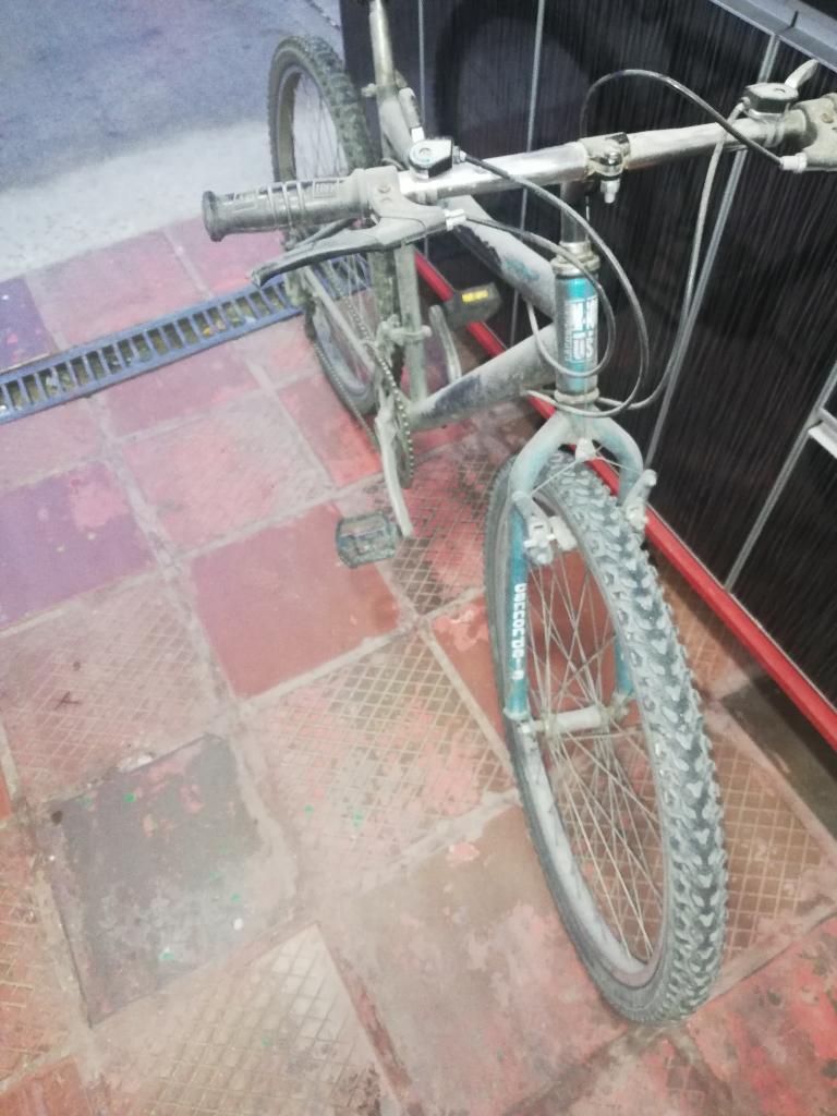 Vendo Bicicleta de Combate