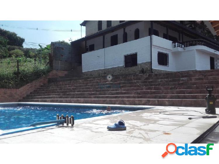 Casa lote para venta en Envigado, Loma del Barro