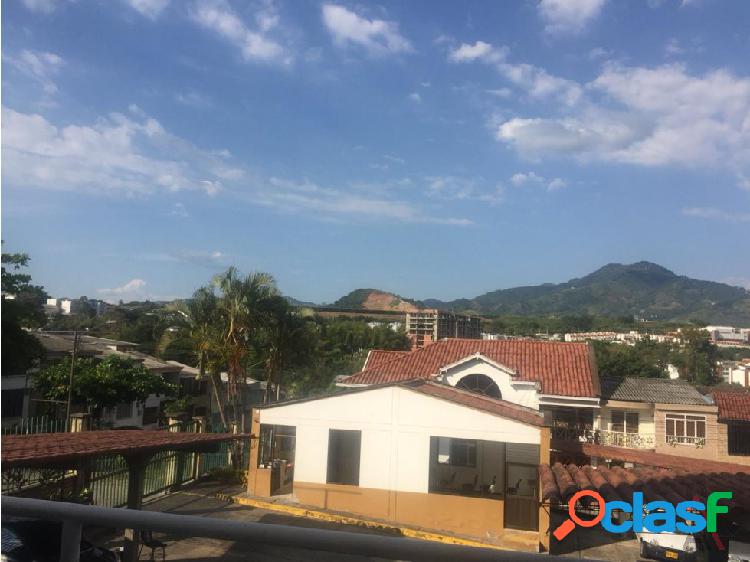 VENTA APARTAMENTO CORALES BELMONTE PEREIRA