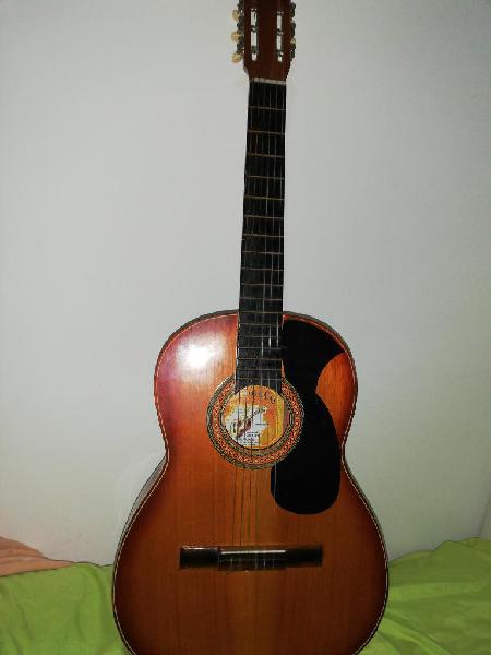 Vendo Guitarra Marca Bambúco Original