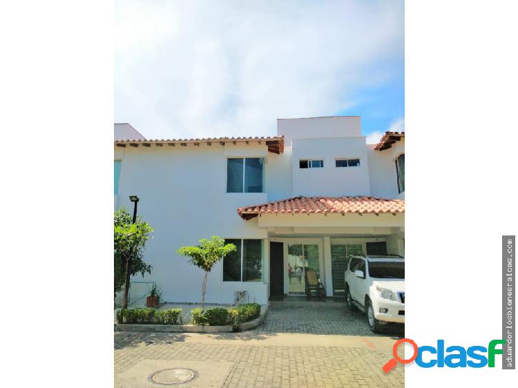 se vende casa en Santa Marta