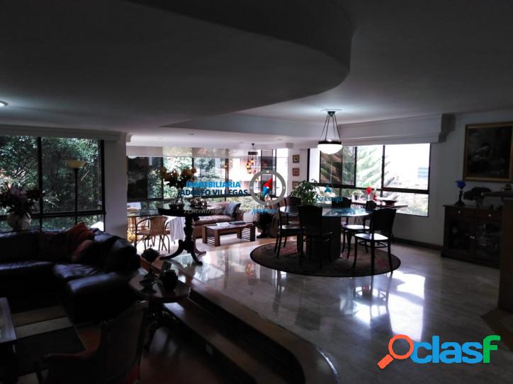 Apartamento para venta en en Poblado 2431