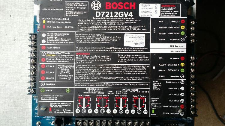 Panel de Control Bosch D7212gv4