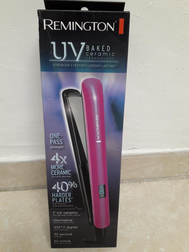 Plancha para el cabello Remington UV ceramic, nueva