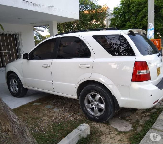 VENDO CAMIONETA SORENTO 2.010