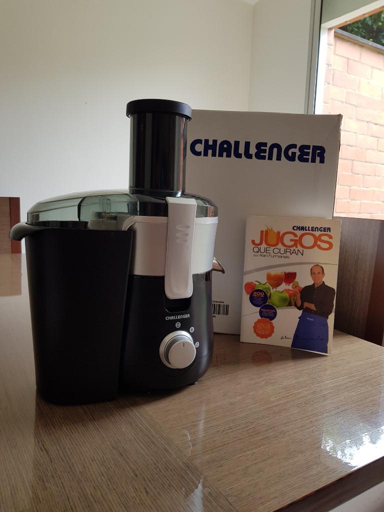 Extractor de Jugos Challenger