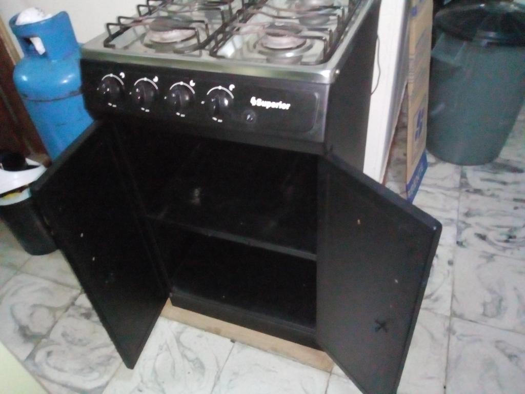 Se Vende Estufa con Dos Meses de Uso