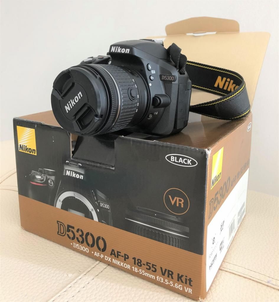 Cámara Nikon D Lente mm VR