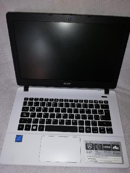 Portátil Acer Es1 13 Vendo O Cambio