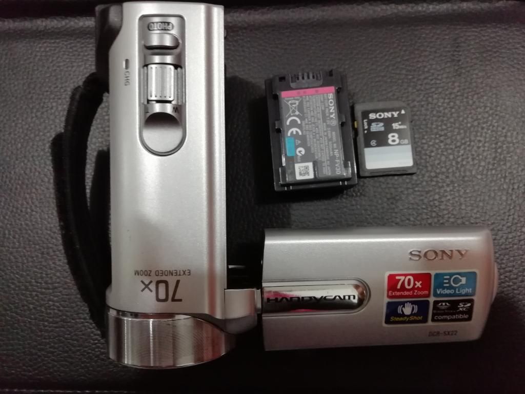 Vendo Cámara Sony Dcr-sx22, Zoom X 70