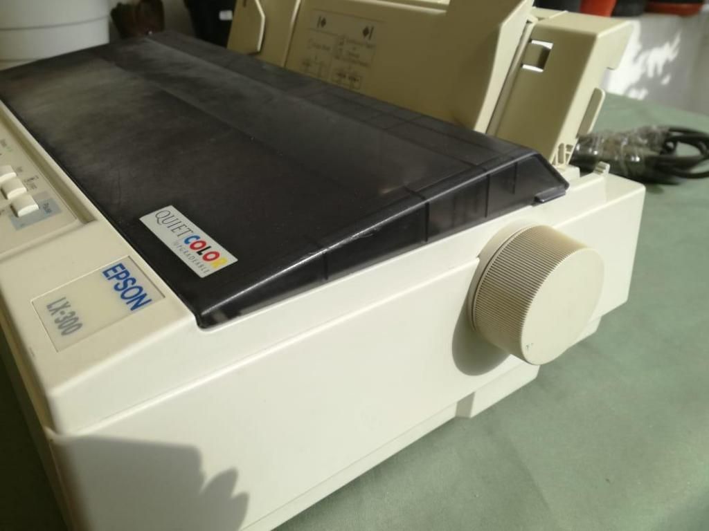 Impresora Matriz de Punto EPSON LX - 300