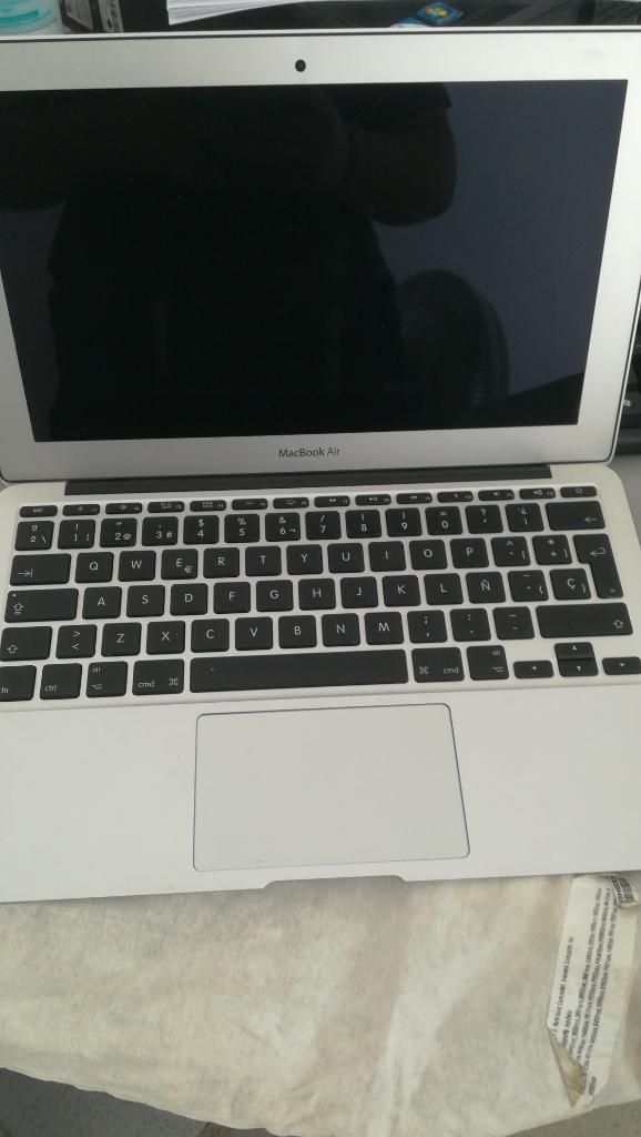 Se Vende Mac Air en Excelentes Condición