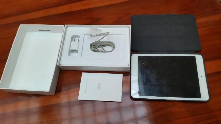 Apple iPad mini 1pr. Gen. 16GB, WiFi, 7.9in White Silver 16