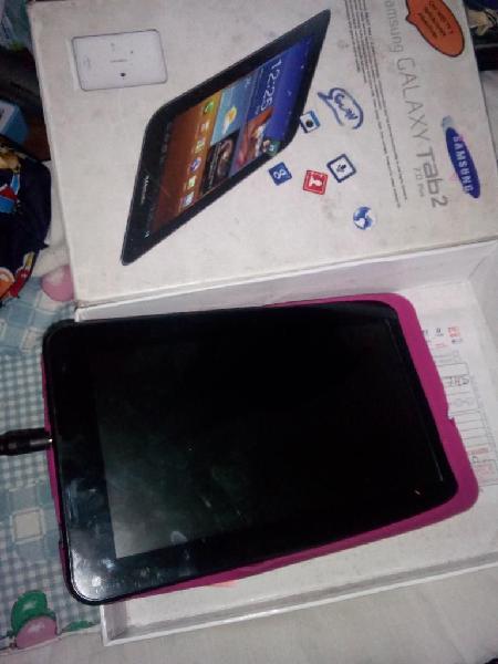 Tablet con Forro Rosado