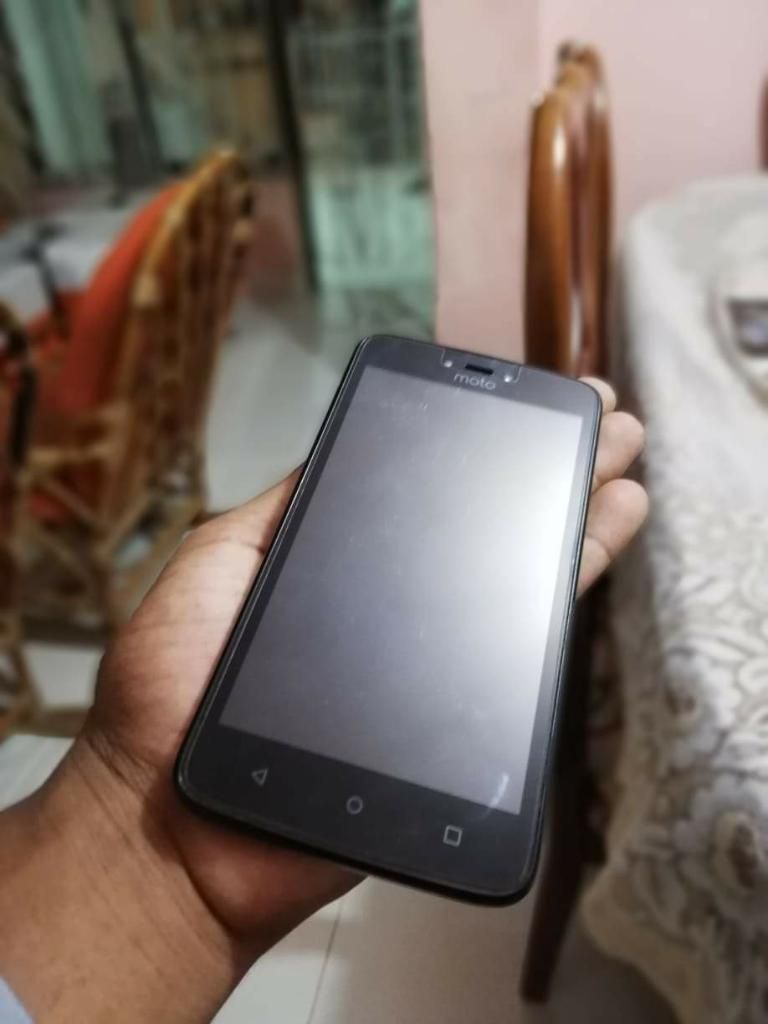 Moto C