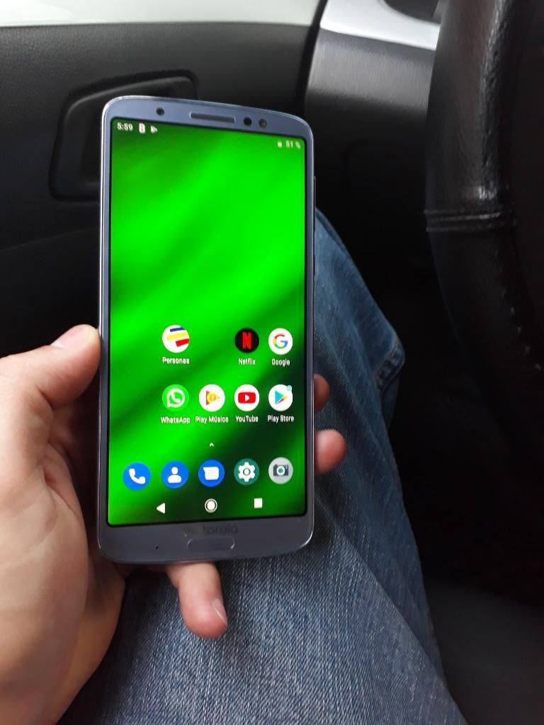 Moto G6 Plus 64 G, 4g Ram Nuevesito