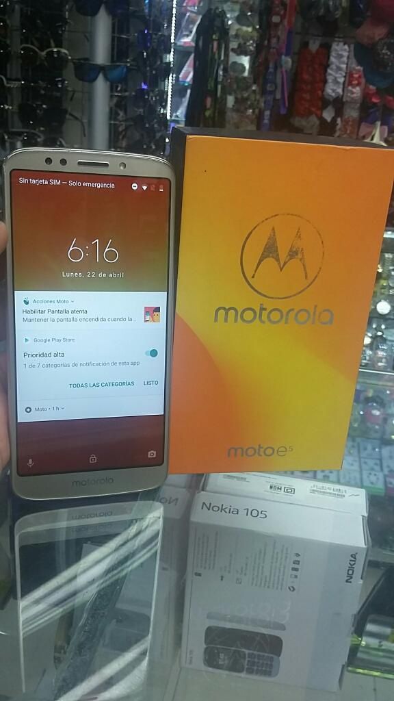 Motorola Moto E5