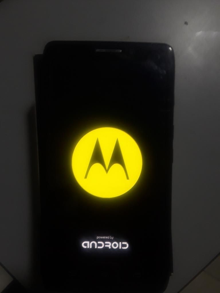 Motorola X.8 Celular
