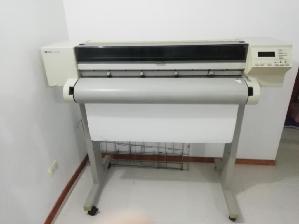 PLOTTER HP DESIGNJET 600