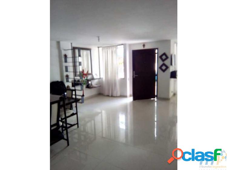 Vendo casa pinares Pereira