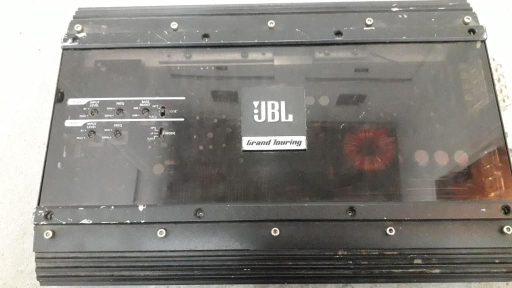 Amplificador JBL