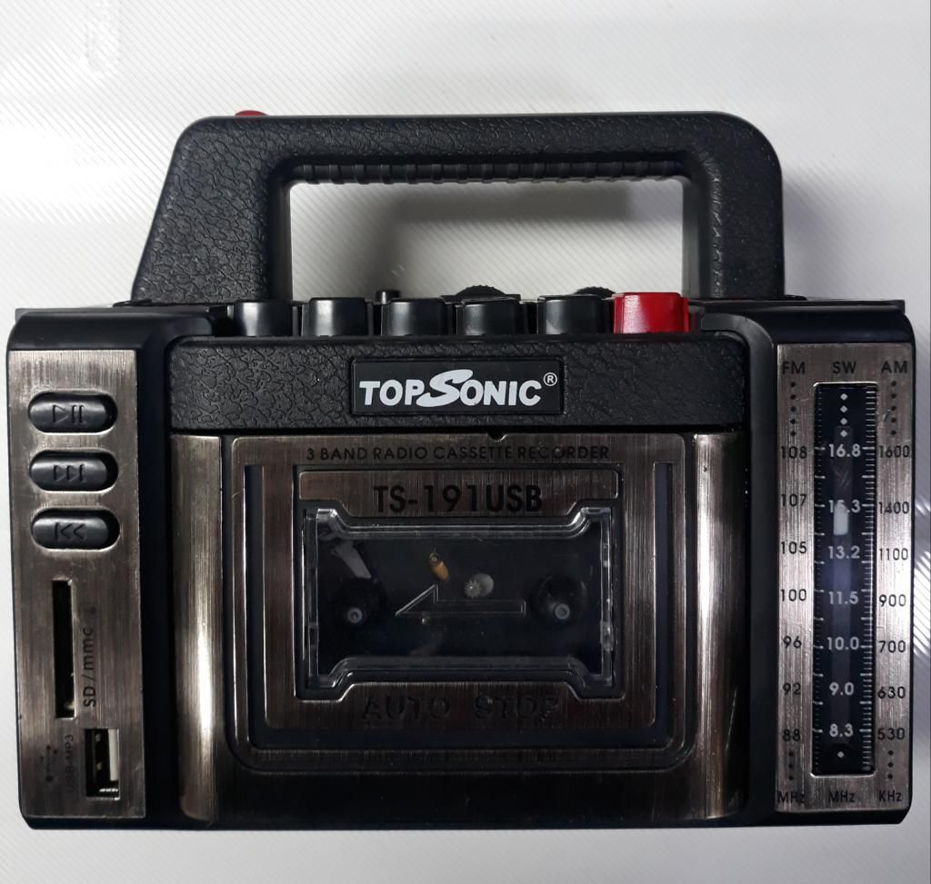 Radio Grabadora con Cassette Topsonic