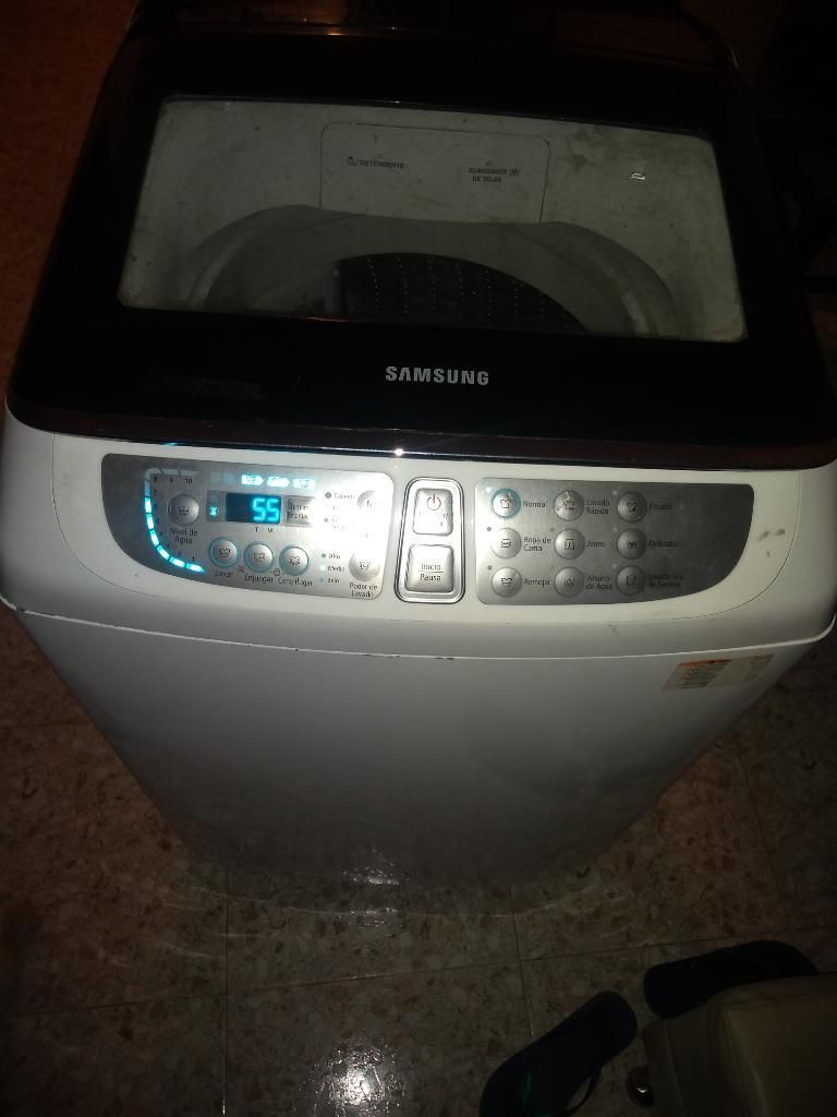 Lavadora Samsung de 26 Libras