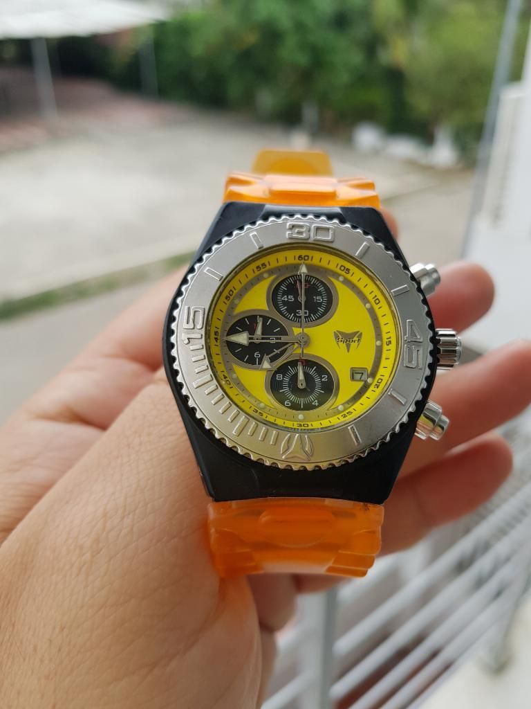 Reloj Technomarine Sport