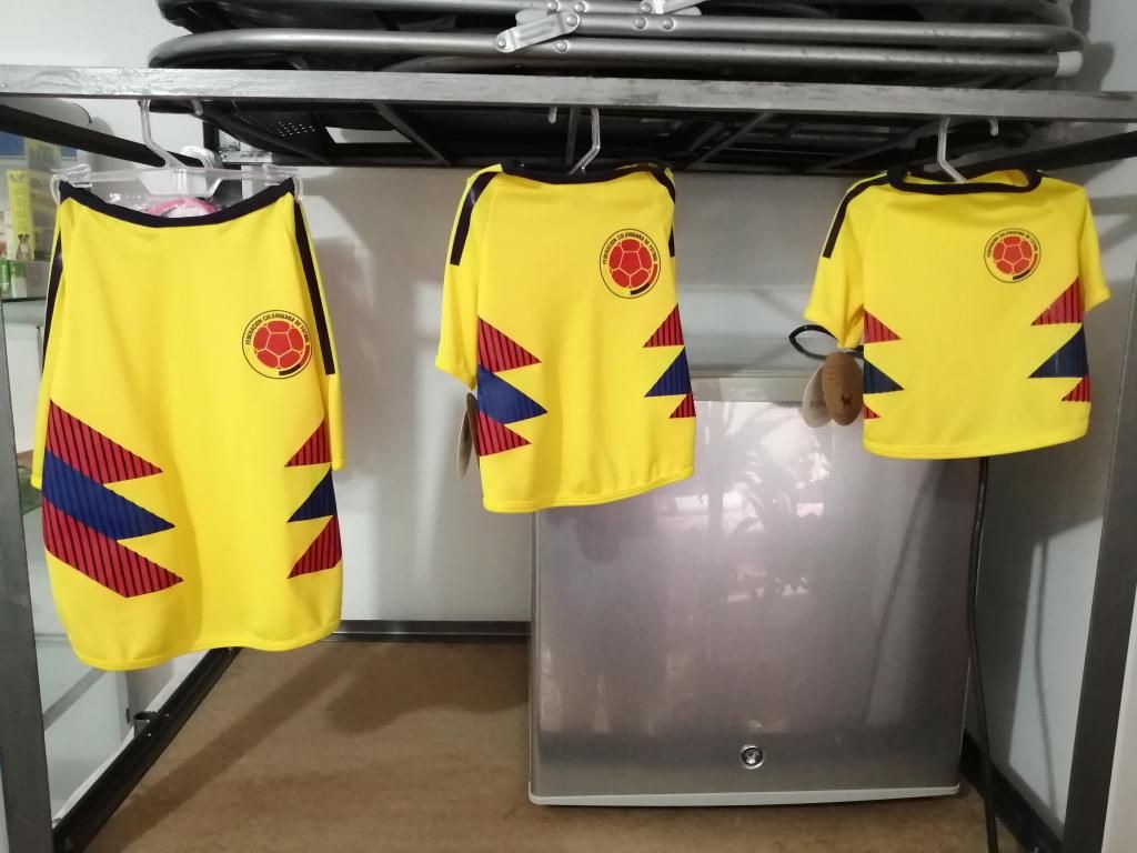 Camisas para mascota Selección Colombia Tallas S,M,L