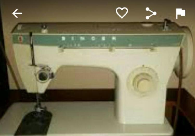 Maquina de Coser Singer