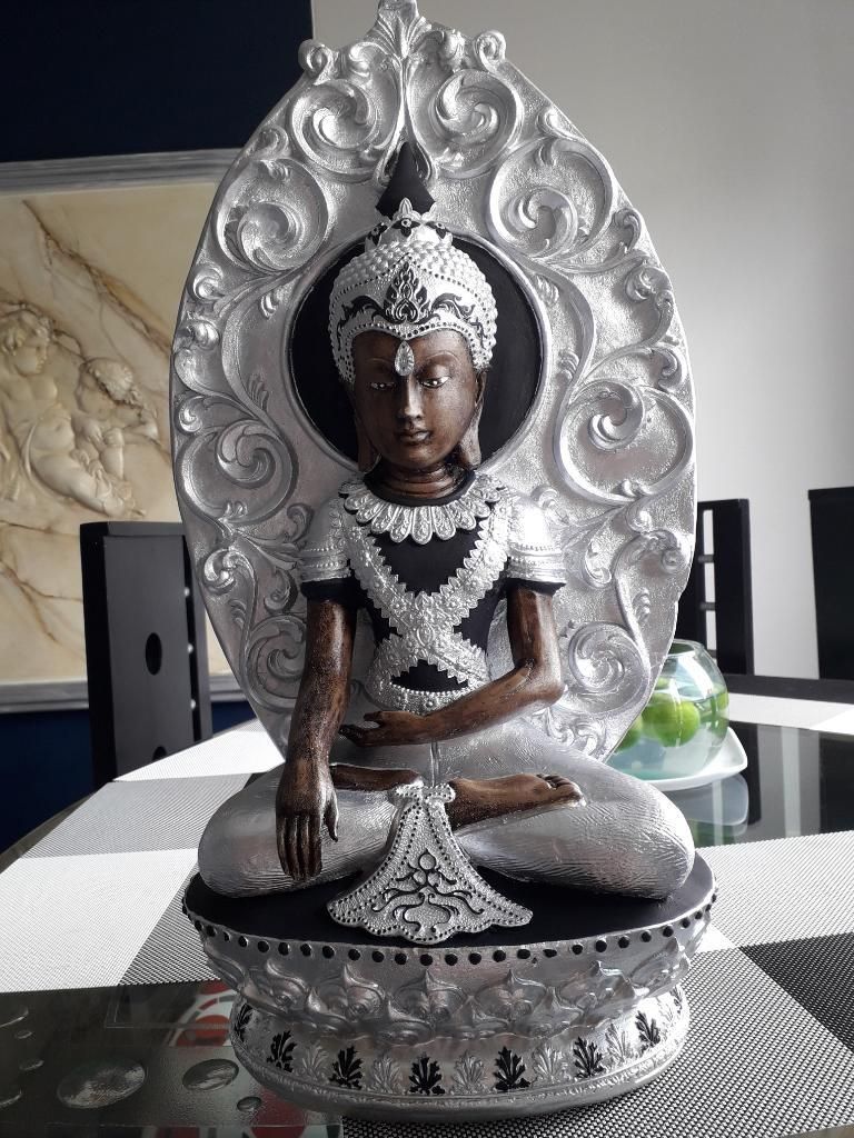 Buda en Ceramica