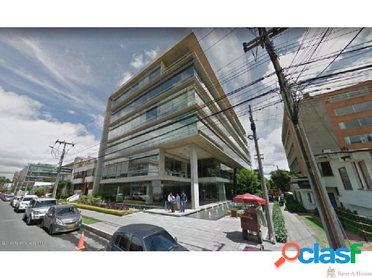 Vende Comercial en Chico MLS 19-496 FRL