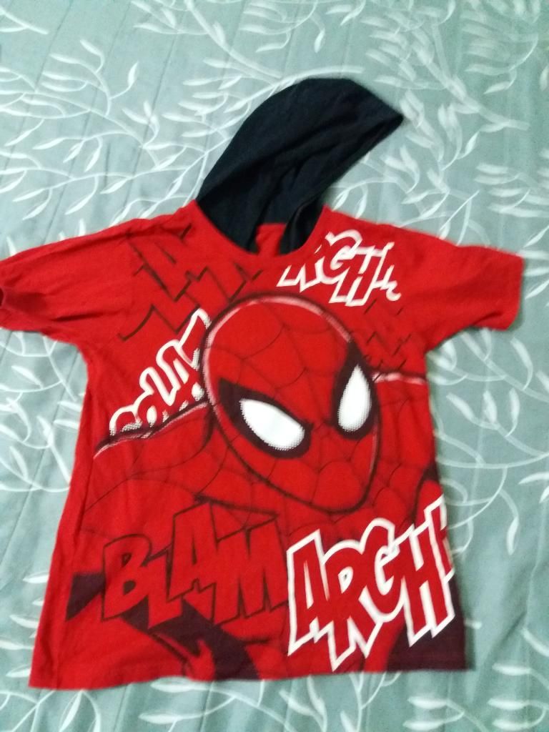 Vendo Camisa con Capucha Spiderman T. 10