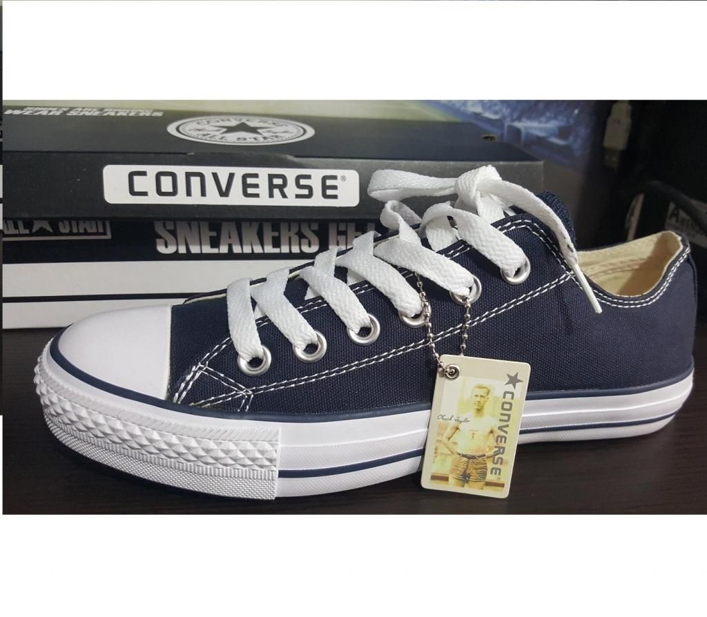 Zapatillas Converse. WP:.