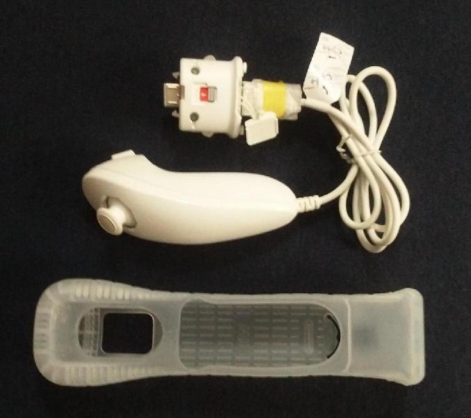 WII MotionPlus NUNCHUK Forro Control NUEVO ORIGINAL