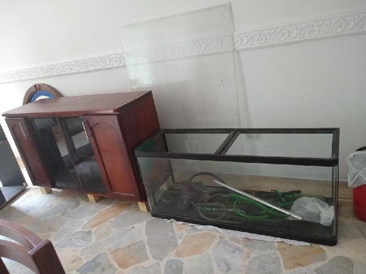 Acuario Resun, Filtro Canest Y Mesa Lic.