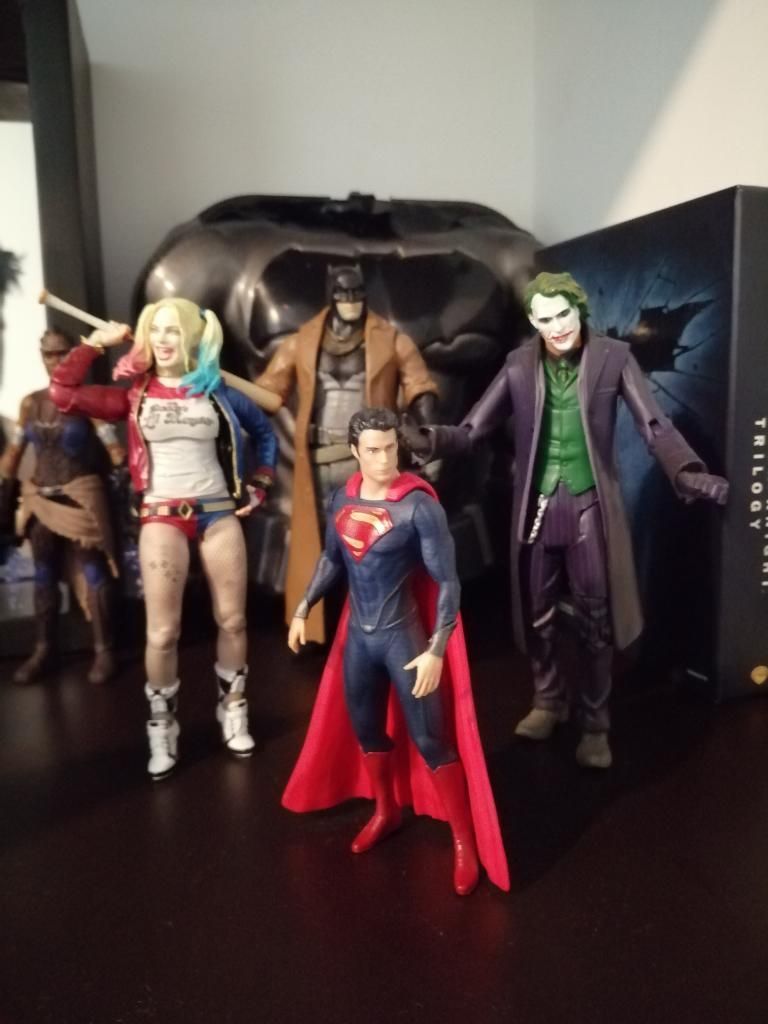 Superman - Figura Colección Dc Comic