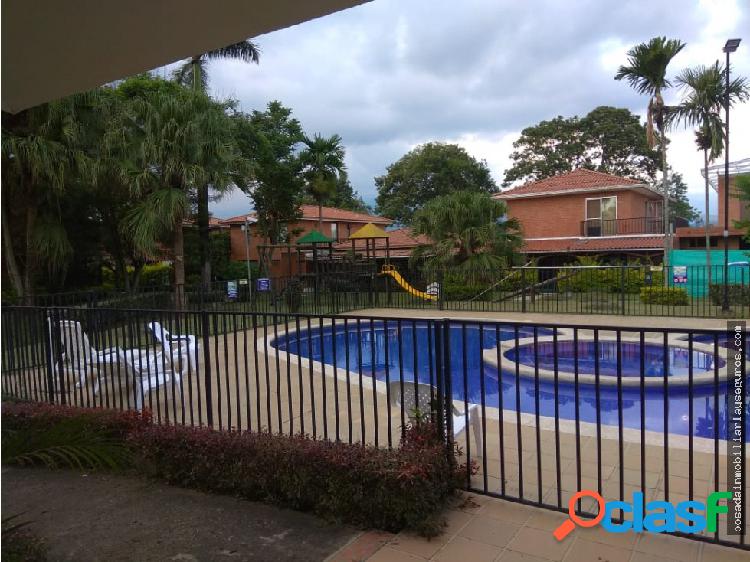 VENTA CASA EL CASTILLO JAMUNDI EN CONDOMINIO