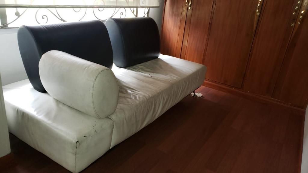 VENDO SOFA