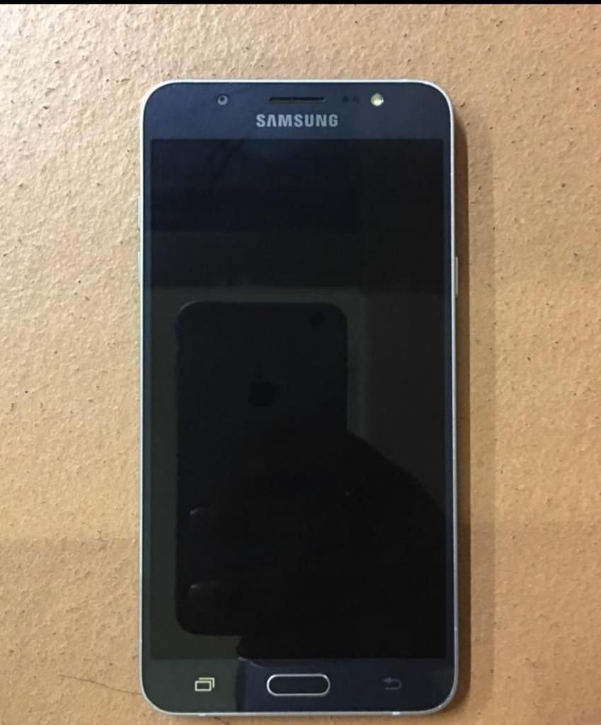 Samsung Galaxy J7 Metal Excelente Estado