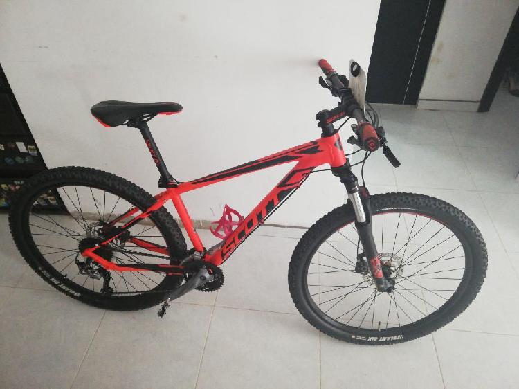 Vendo Bicicleta Scott