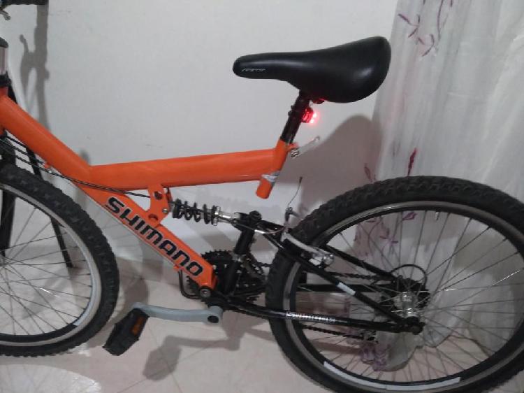 excelente bicicleta todo terreno a un excelente precio