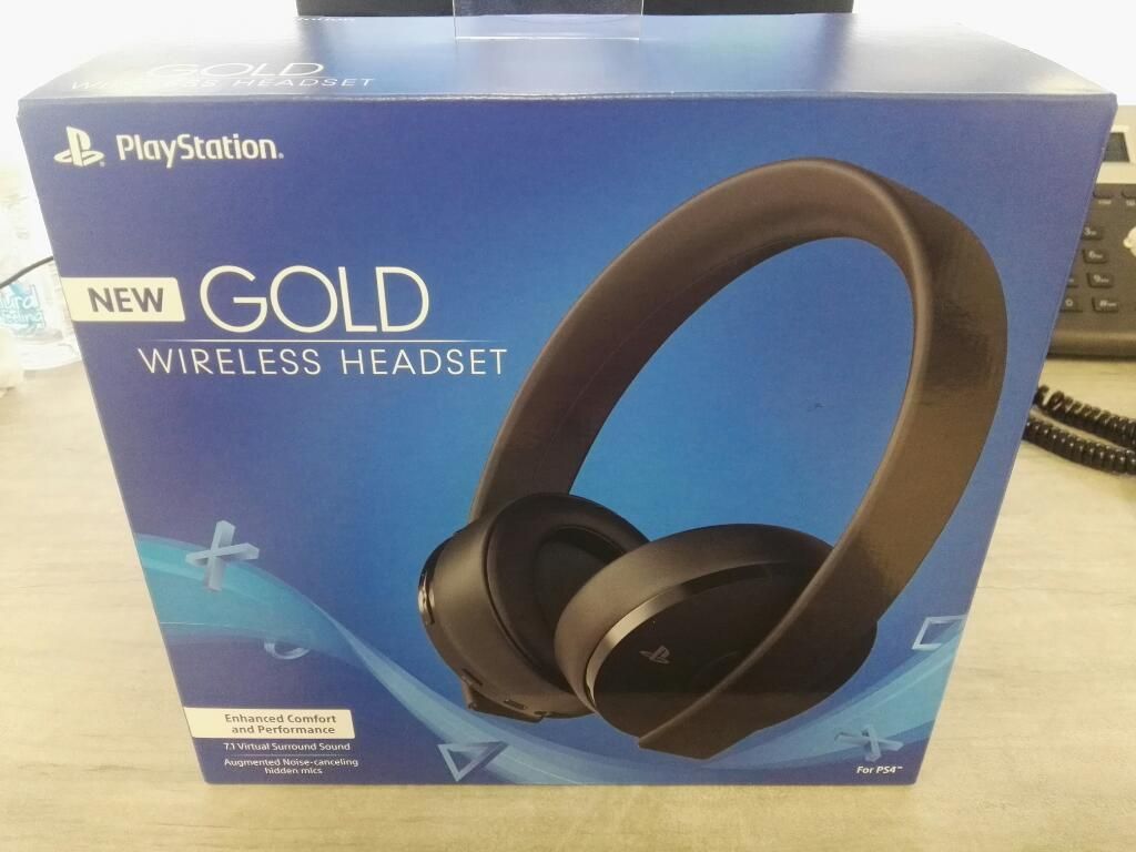 Gold Wireless Headset Ps4