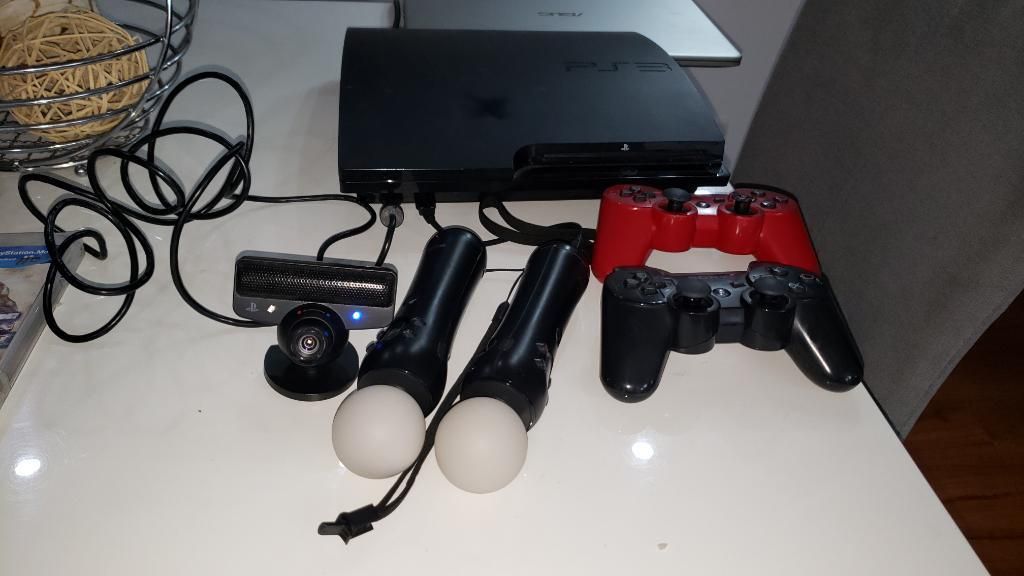 Play Station 3 Ps3 Dos Controles Y 2 Mov