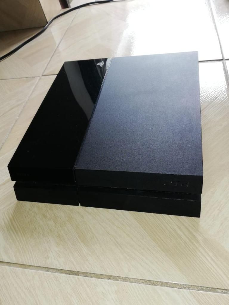 Play station 4