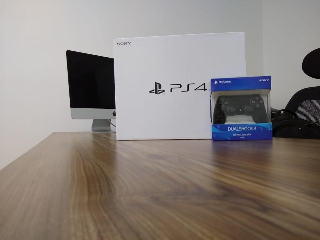 Ps4 de 1 Tera con Juego