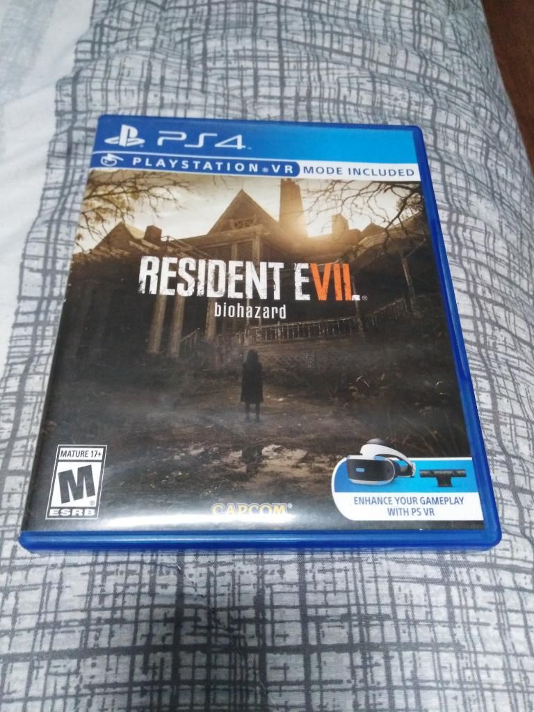 Vendo Resident Evil 7 Ps4