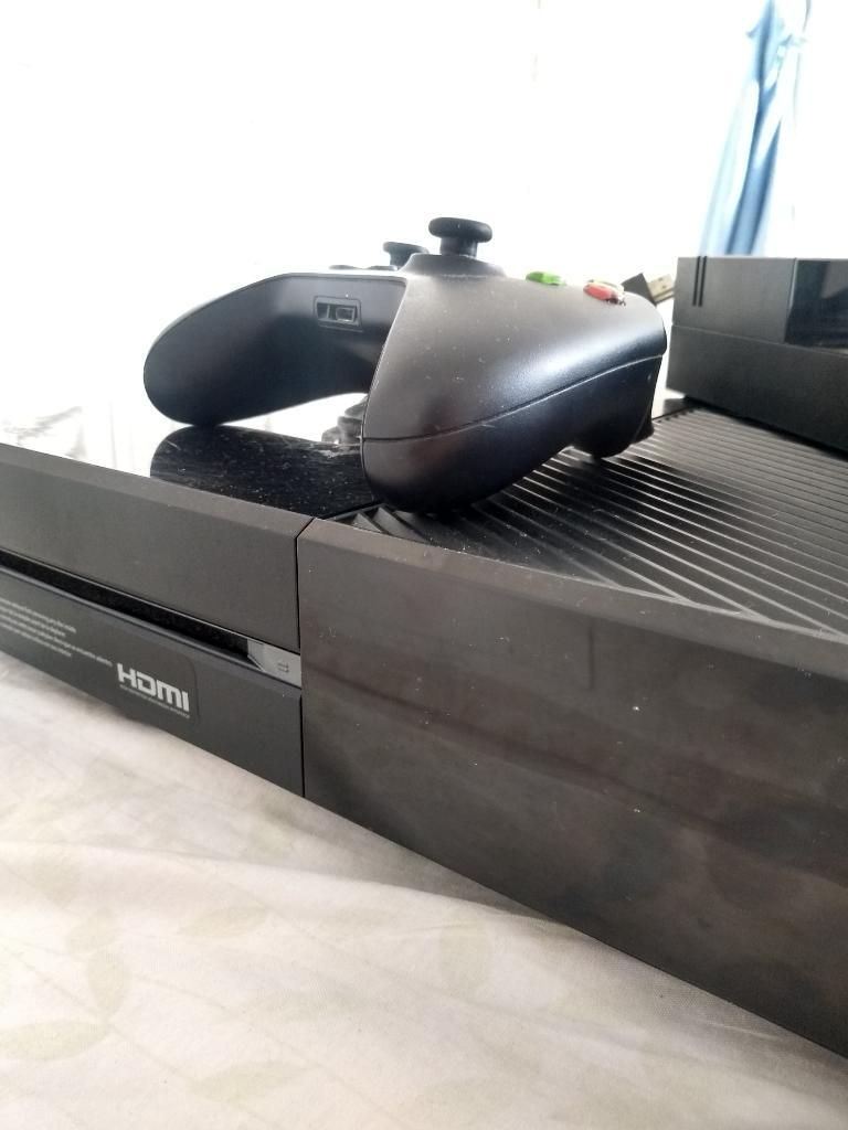 Vendo Xbox One 500gb