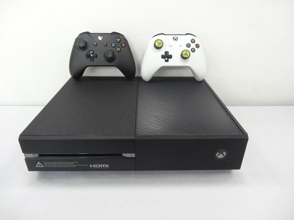 XBOX ONE 500GB MODELO  CONTROLES Y CABLES ID